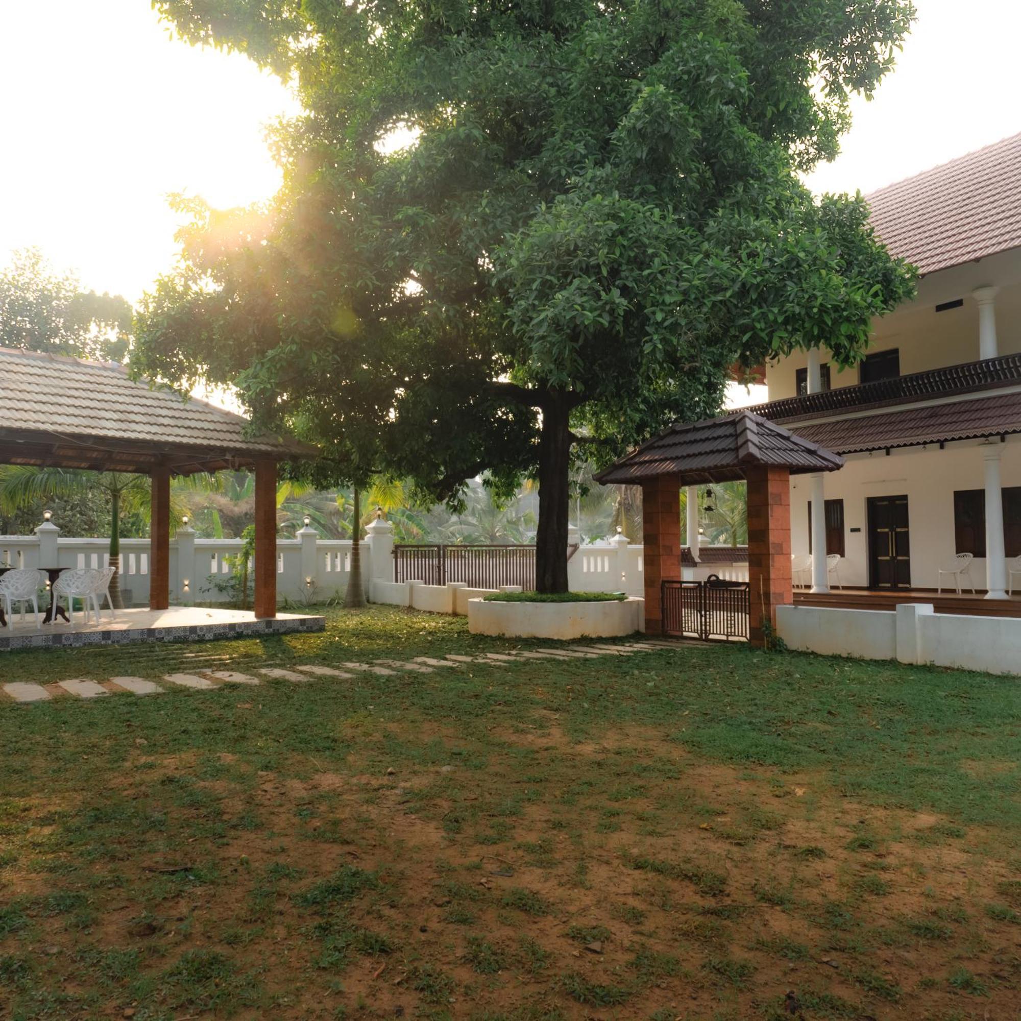 Tamarind Heritage Holiday Home Angamali Ngoại thất bức ảnh