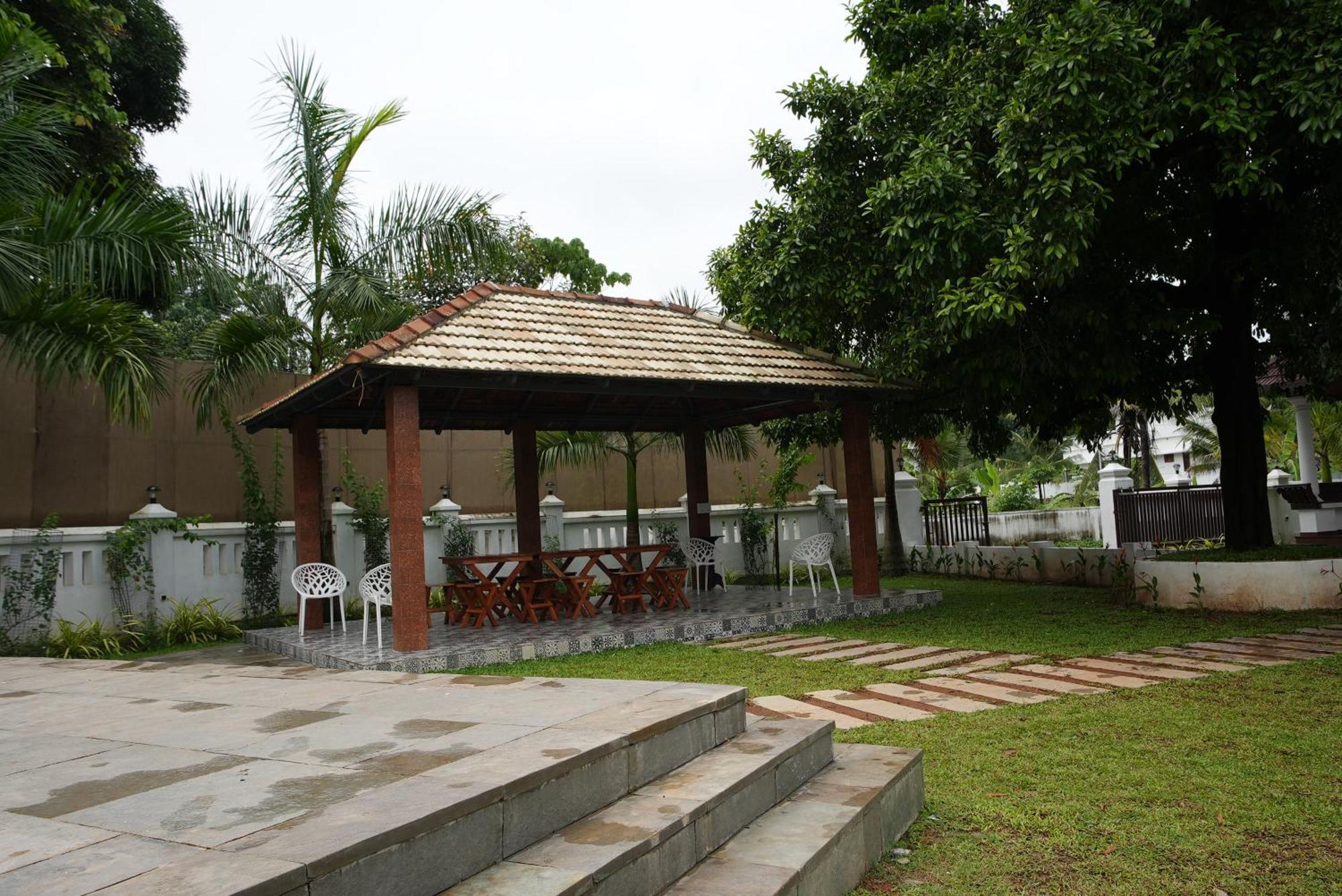 Tamarind Heritage Holiday Home Angamali Ngoại thất bức ảnh