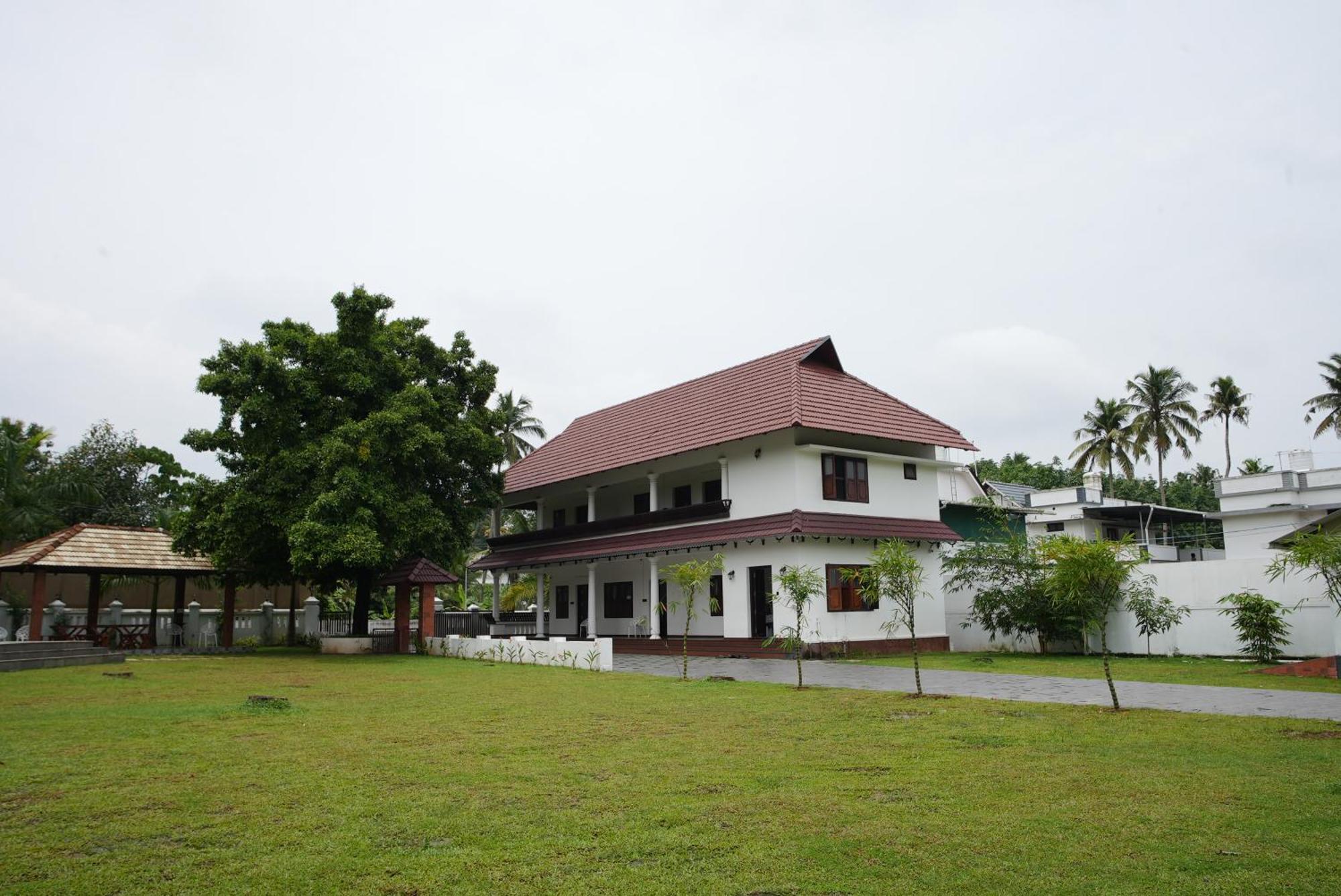 Tamarind Heritage Holiday Home Angamali Ngoại thất bức ảnh